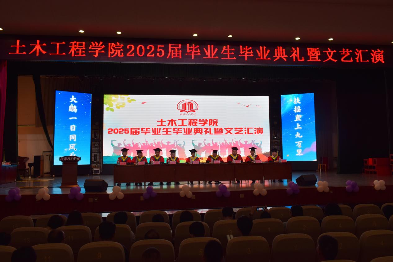 b963b6b064e414f8fefb646992d7770